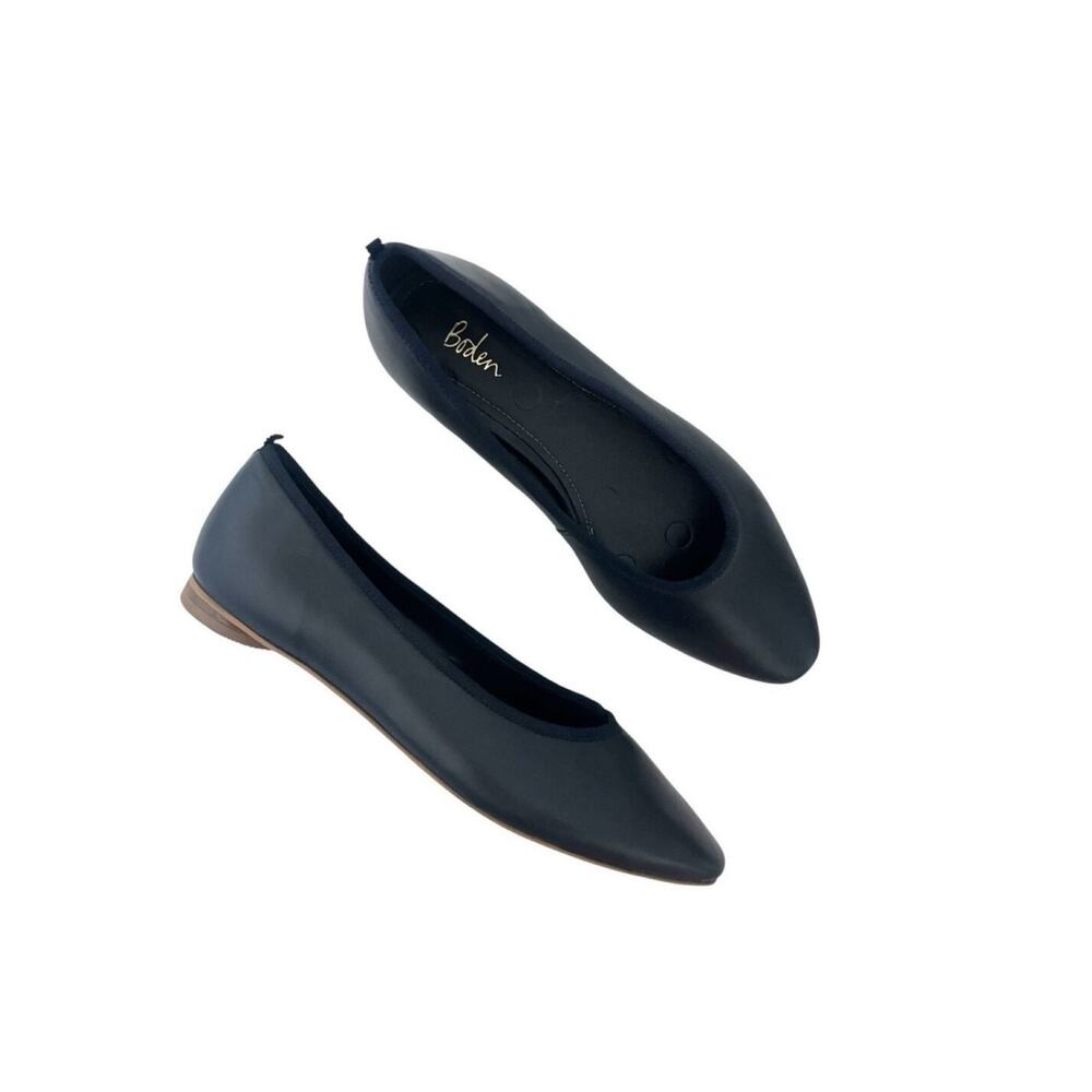 Boden Almond Toe Ballerina flats Navy Blue leather Sz 7 Minimalist Classic Chic